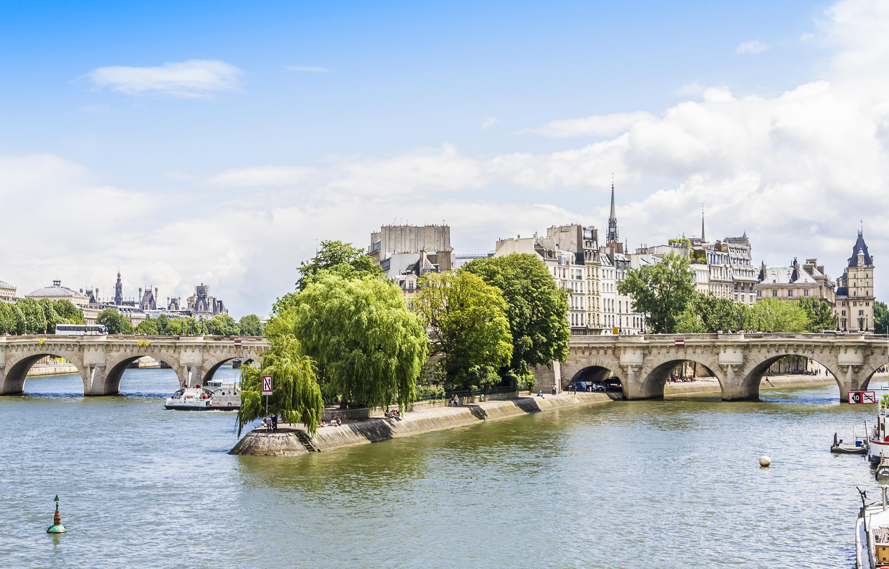 Остров сите. Париж Ситэ. Франция остров Сите. Иль де ла Сите. Île-de-France Париж.